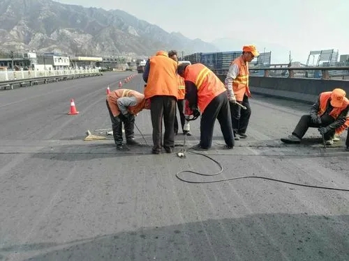 小店道路桥梁病害治理